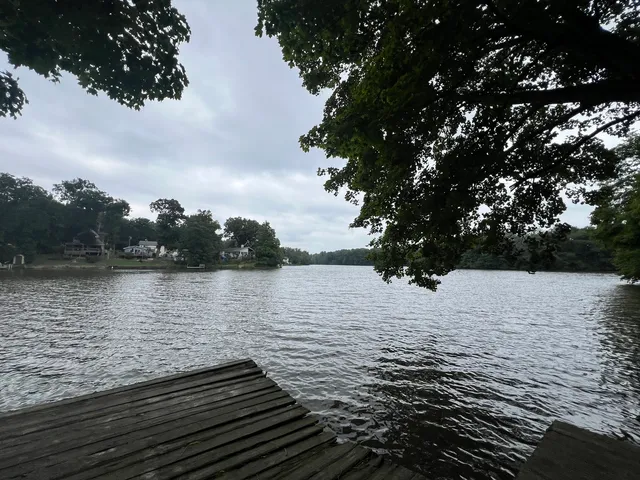 $94,900 | 509 Lakeshore Drive, Oakland, IL 61943