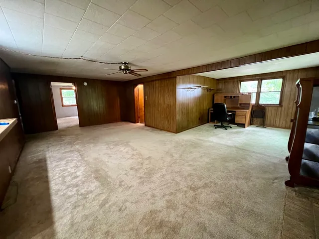 $94,900 | 509 Lakeshore Drive, Oakland, IL 61943