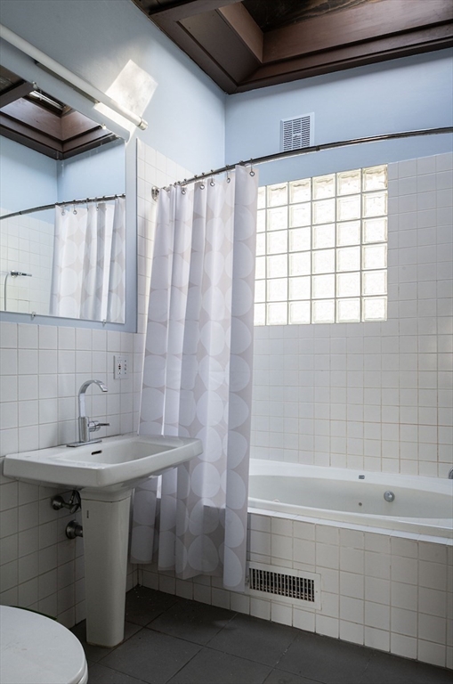 58 Hill Street Lexington, MA 02421 - Photo 14 of 24