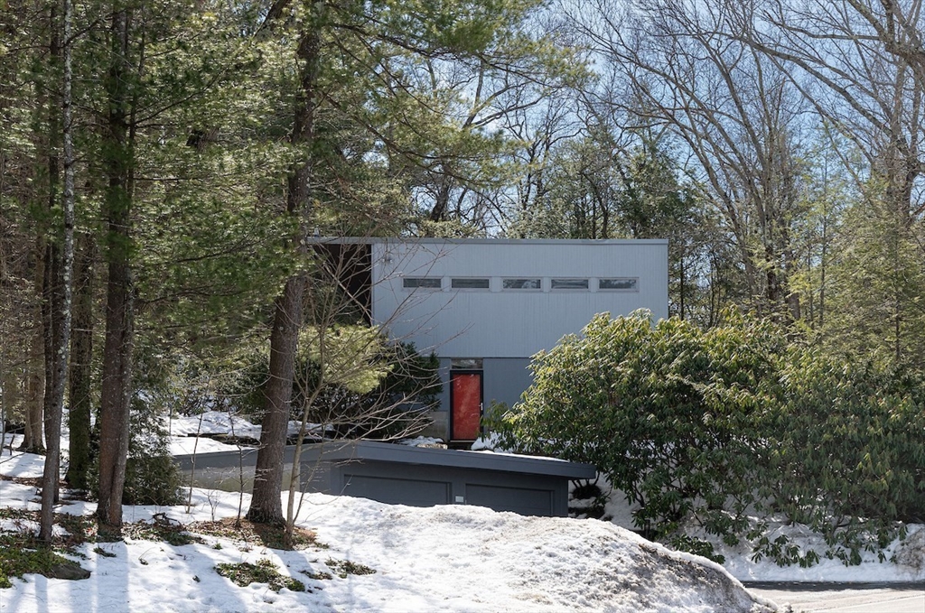 58 Hill Street Lexington, MA 02421 - Photo 2 of 24