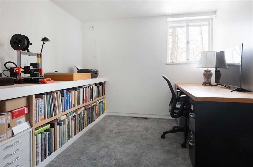 58 Hill Street Lexington, MA 02421 - Photo 22 of 24