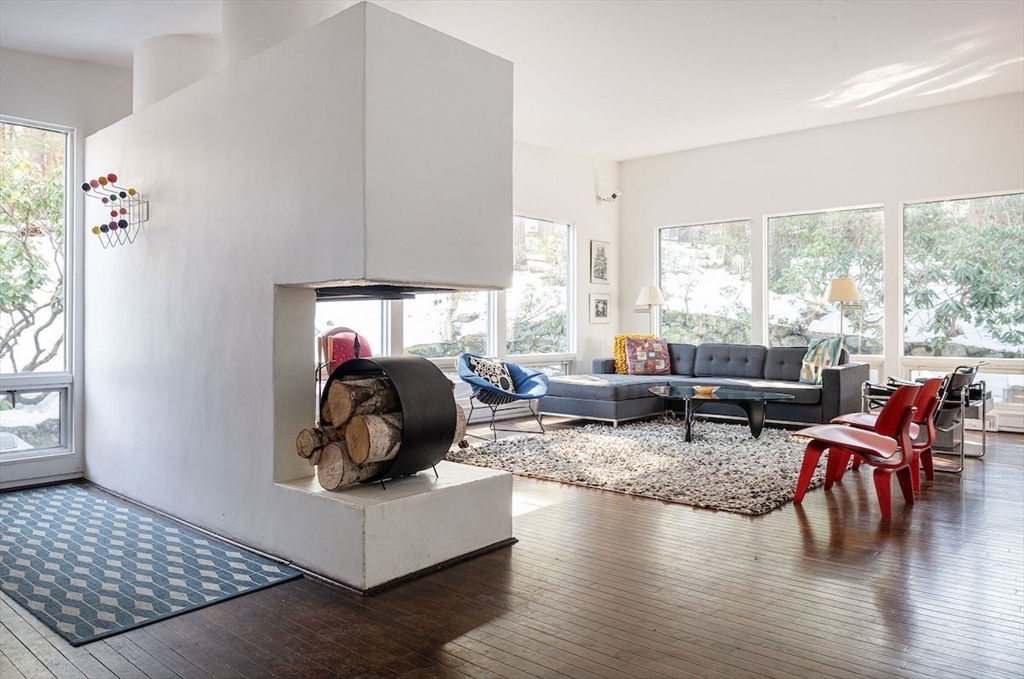 58 Hill Street Lexington, MA 02421 - Photo 5 of 24