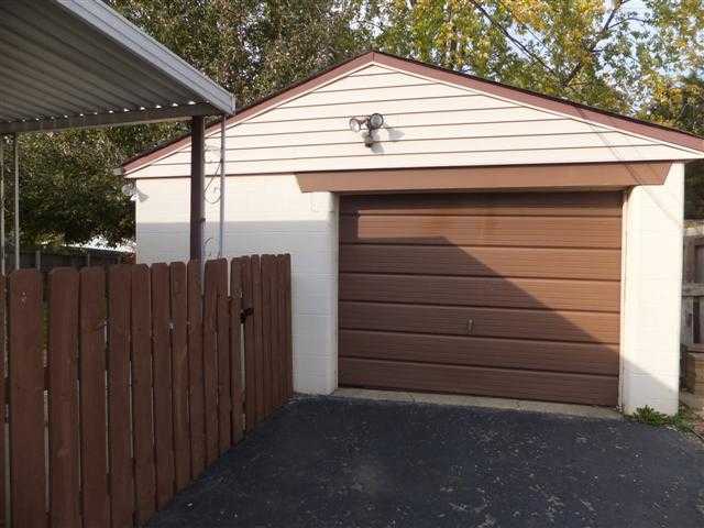 2040 Brookfield Road Columbus, OH 43229 - Photo 18 of 21 Gallery Image 18