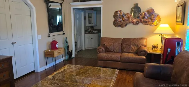 $189,999 | 162 Plantation Boulevard, Lake Worth, FL 33467