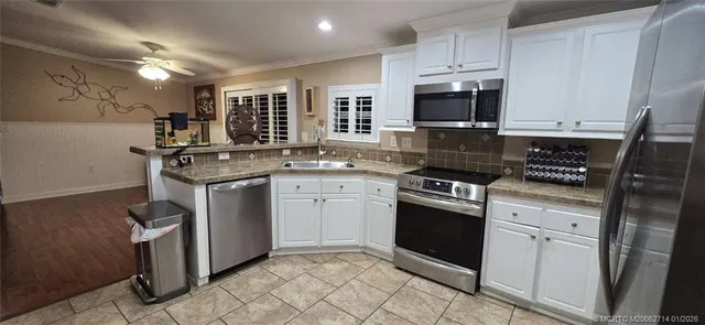 $189,999 | 162 Plantation Boulevard, Lake Worth, FL 33467