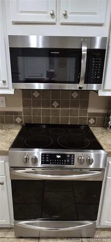 $189,999 | 162 Plantation Boulevard, Lake Worth, FL 33467