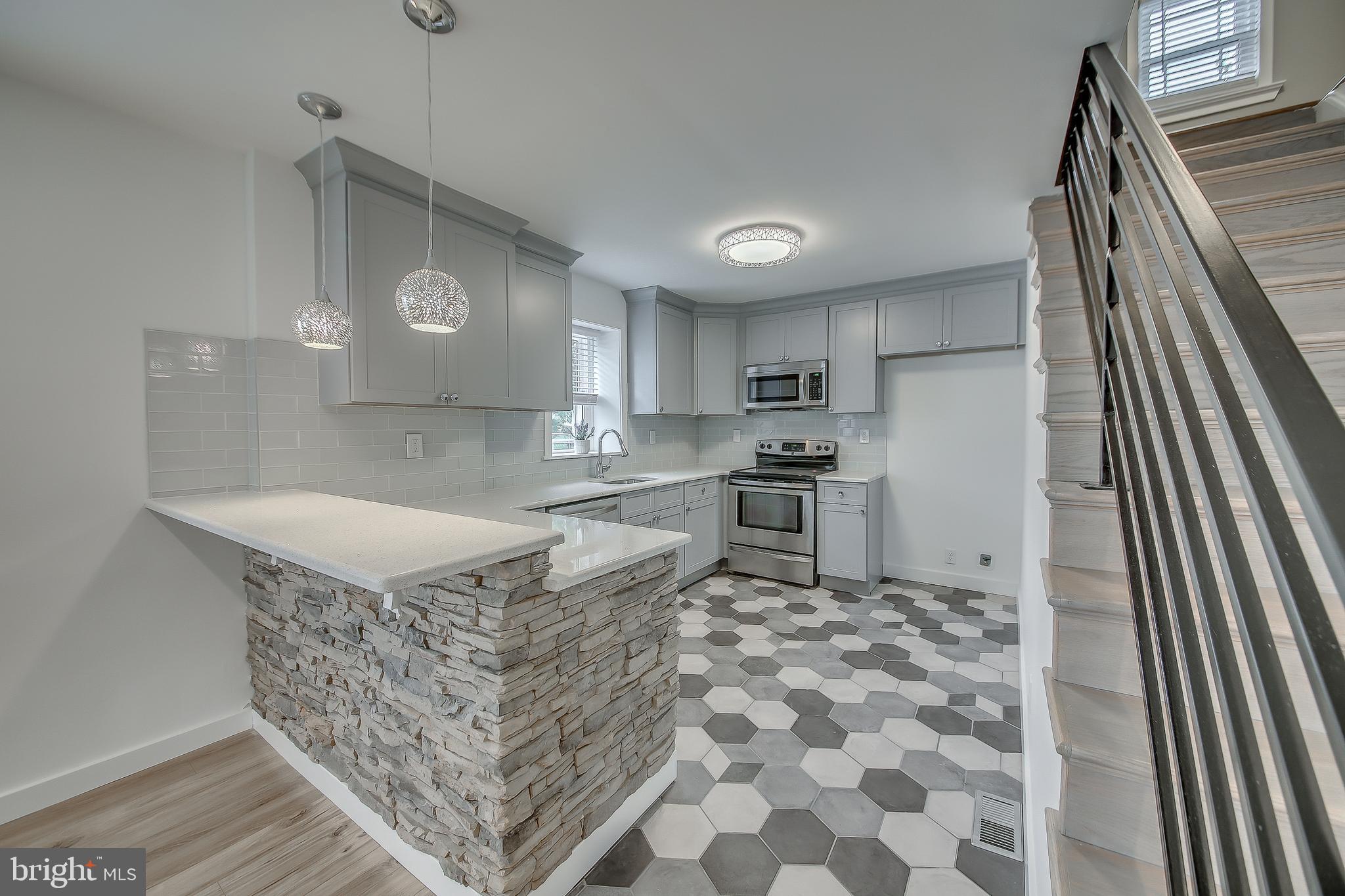 1213 Colson Road Woodlyn, PA 19094 - Photo 9 of 30 Gallery Image 9