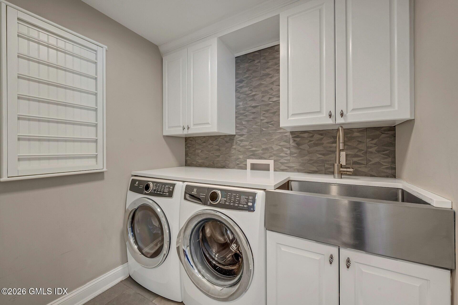 490 June Road Stamford, CT 06903 - Photo 26 of 37 laundry