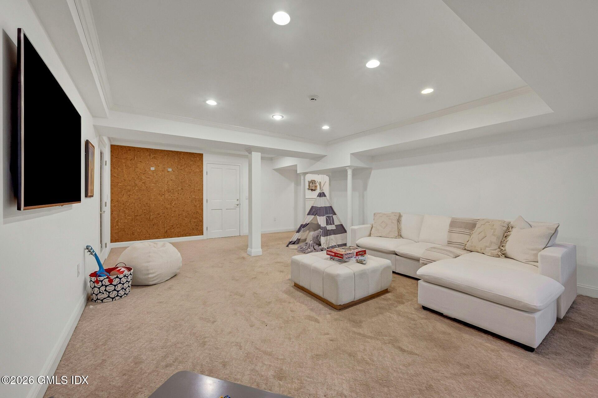 490 June Road Stamford, CT 06903 - Photo 29 of 37 basement family