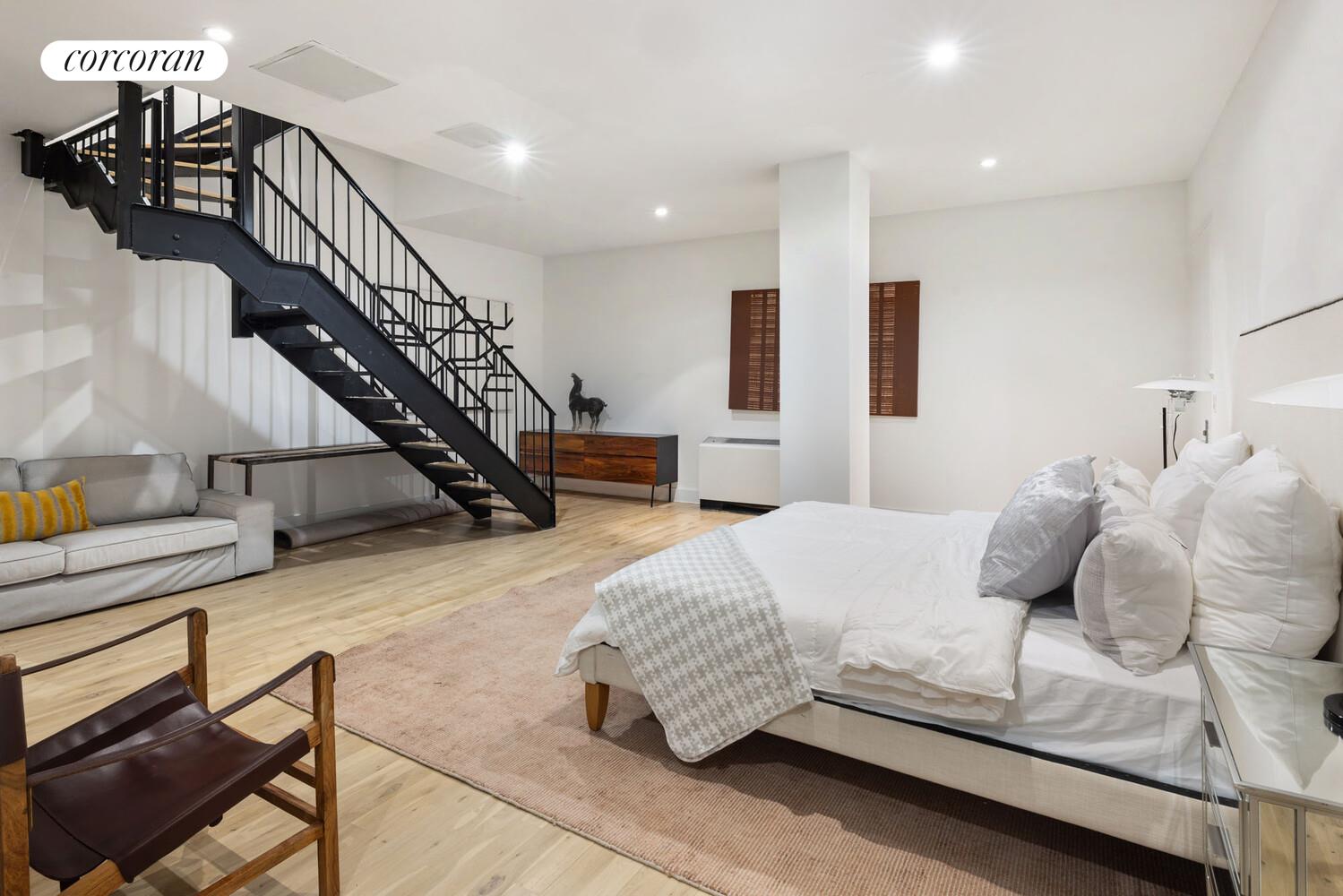 416 West 52nd Street, Unit TH219 Manhattan, NY 10019 - Photo 8 of 11