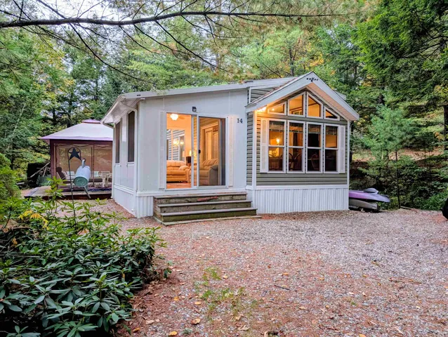 $263,000 | 14 Overlook Road, Holderness, NH 03245