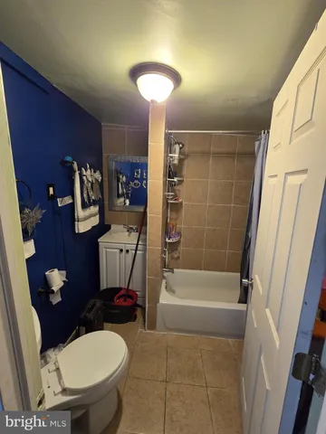 $179,900 | 319 East 20th Street, Chester, PA 19013