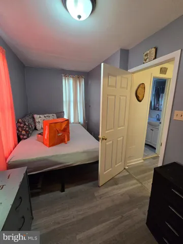 $179,900 | 319 East 20th Street, Chester, PA 19013