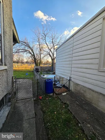 $179,900 | 319 East 20th Street, Chester, PA 19013