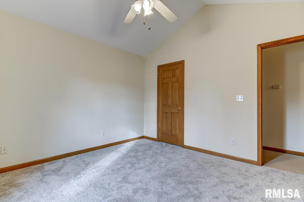 3913 Oakview Drive Springfield, IL 62712 - Photo 24 of 39 Gallery Image 24