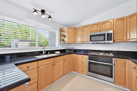 $2,495,000 | 1962 Fullerton Avenue, Costa Mesa, CA 92627