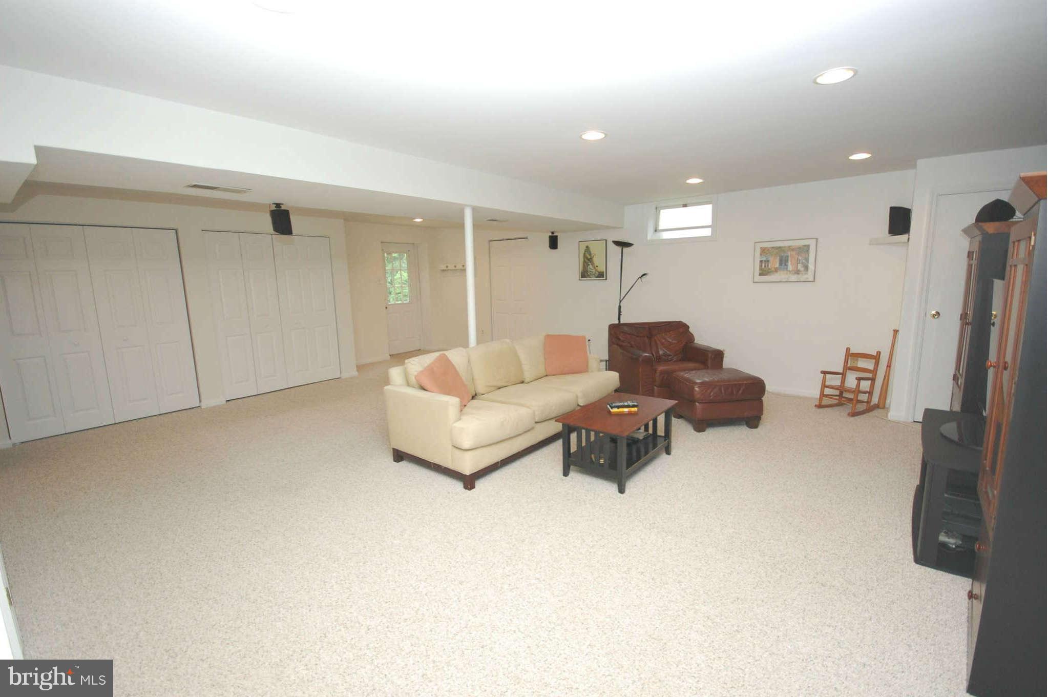 7648 Kindler Road Laurel, MD 20723 - Photo 19 of 26 Rec Room