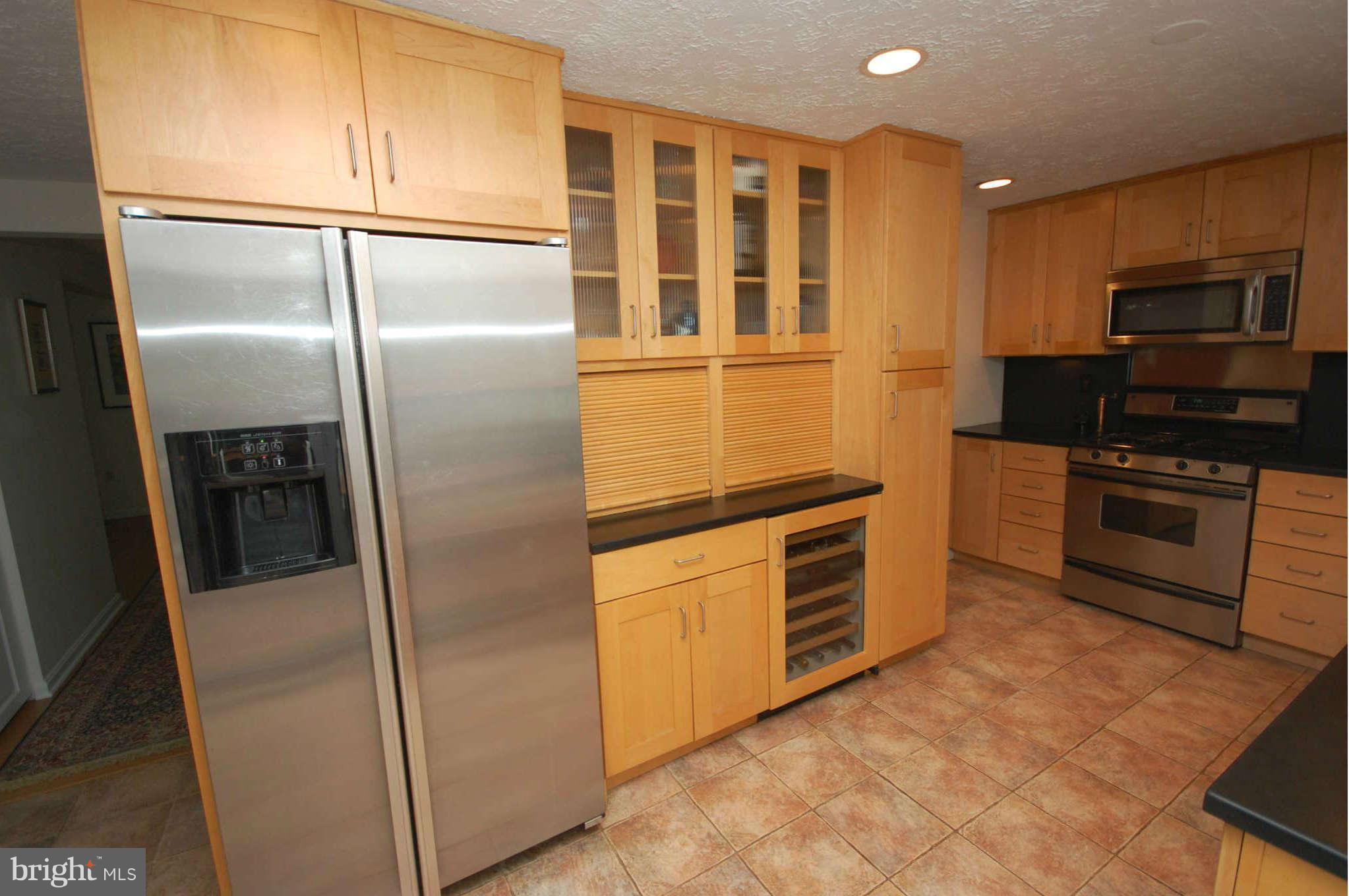 7648 Kindler Road Laurel, MD 20723 - Photo 4 of 26 Kitchen