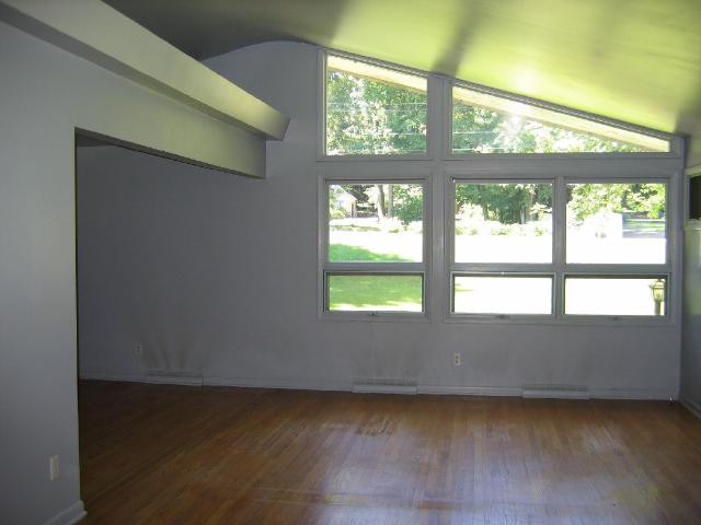 447 Loudon Road Colonie, NY 12211 - Photo 4 of 7 Photo 4