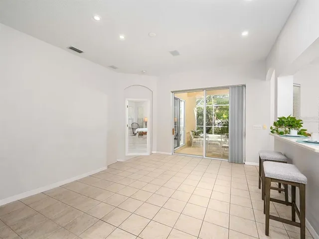 $625,000 | 6421 Blue Grosbeak Circle, Lakewood Ranch, FL 34202