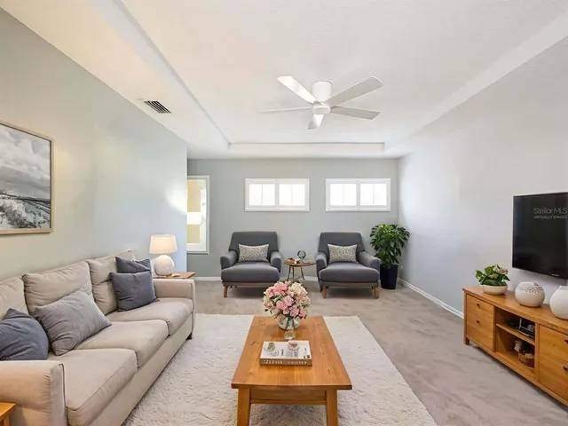 $625,000 | 6421 Blue Grosbeak Circle, Lakewood Ranch, FL 34202