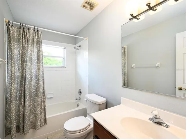 $625,000 | 6421 Blue Grosbeak Circle, Lakewood Ranch, FL 34202