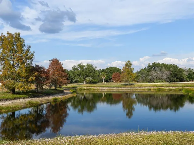 $625,000 | 6421 Blue Grosbeak Circle, Lakewood Ranch, FL 34202