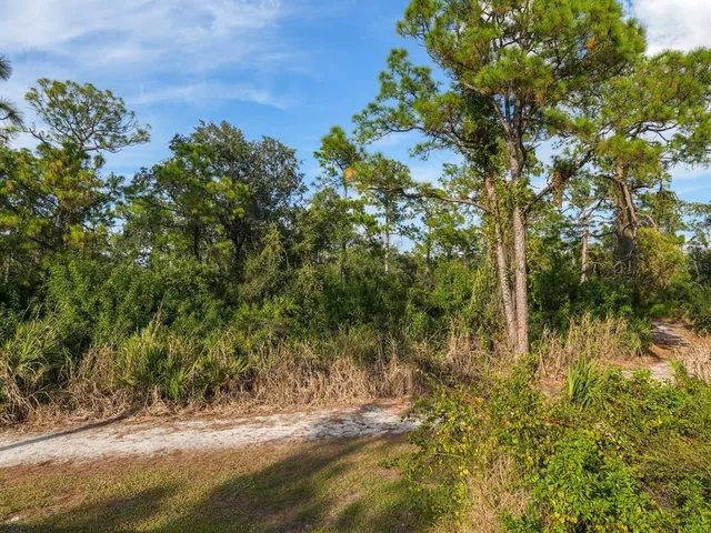 $625,000 | 6421 Blue Grosbeak Circle, Lakewood Ranch, FL 34202