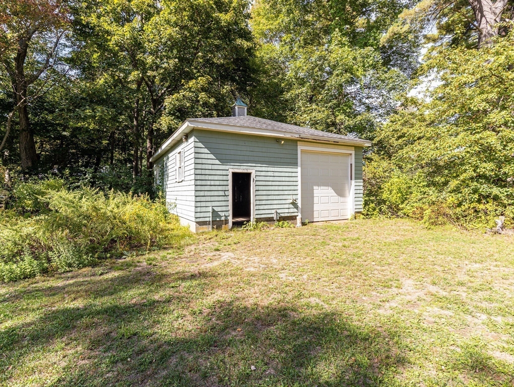 70 Gould Street Walpole, MA 02081 - Photo 3 of 7