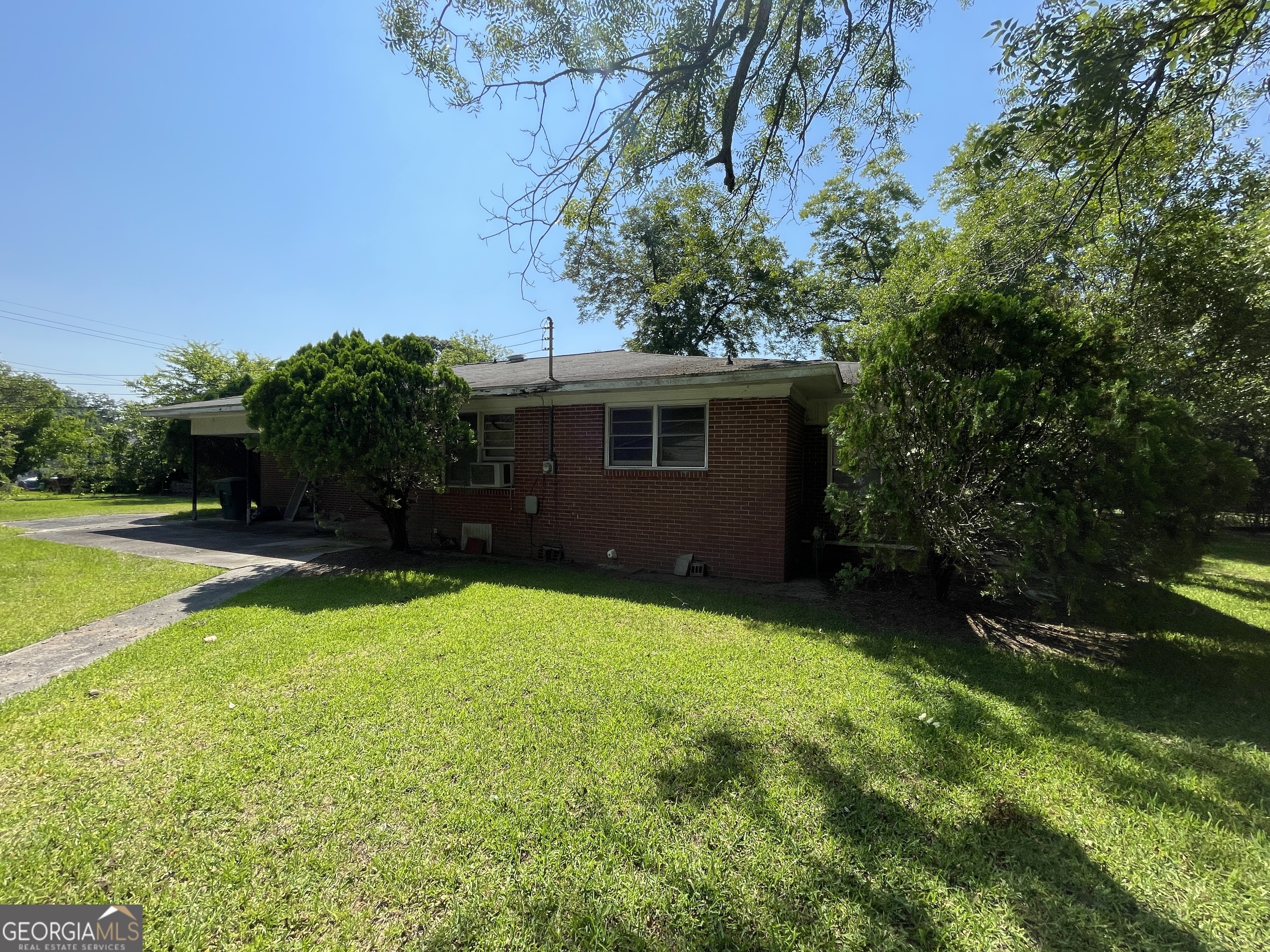 218 Southwest Peter Street Cochran, GA 31014 - Photo 5 of 14