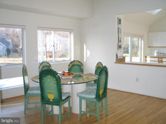 11573 Greenwich Point Road Reston, VA 20194 - Photo 24 of 30 Dining Room #3
