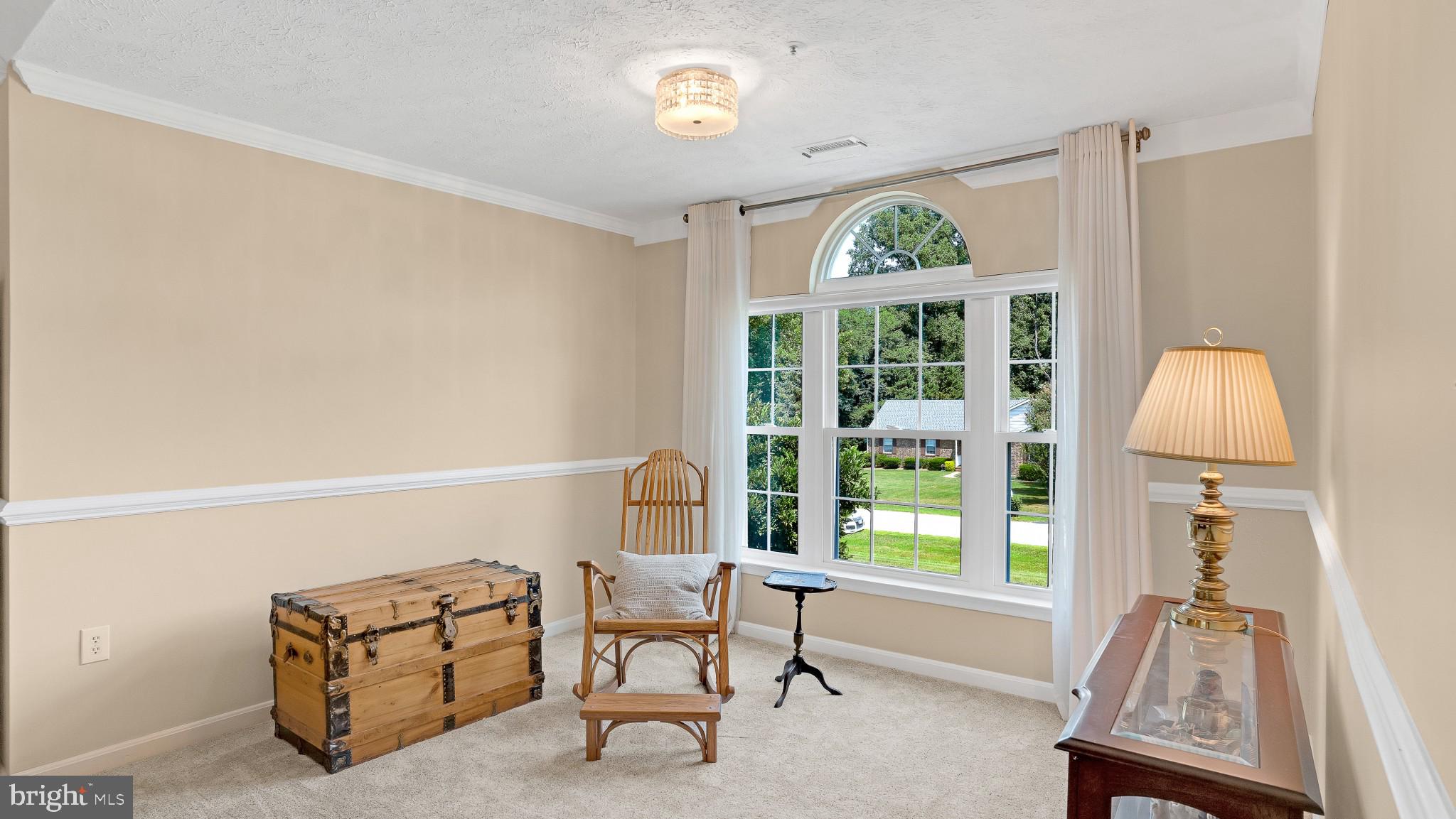 549 Small Reward Road Huntingtown, MD 20639 - Photo 18 of 33 Sitting area in master bedroom