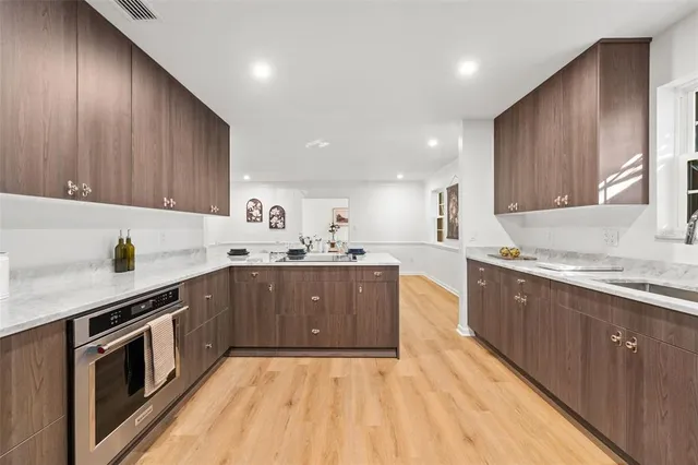 $849,900 | 3328 Northwest 18th Avenue, Gainesville, FL 32605