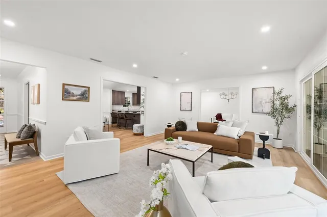 $849,900 | 3328 Northwest 18th Avenue, Gainesville, FL 32605