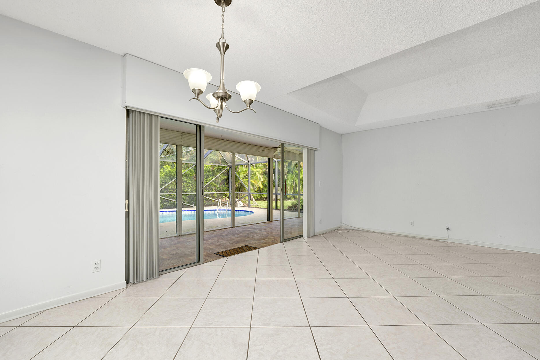 20766 Concord Green Drive West Boca Raton, FL 33433 - Photo 12 of 42 24