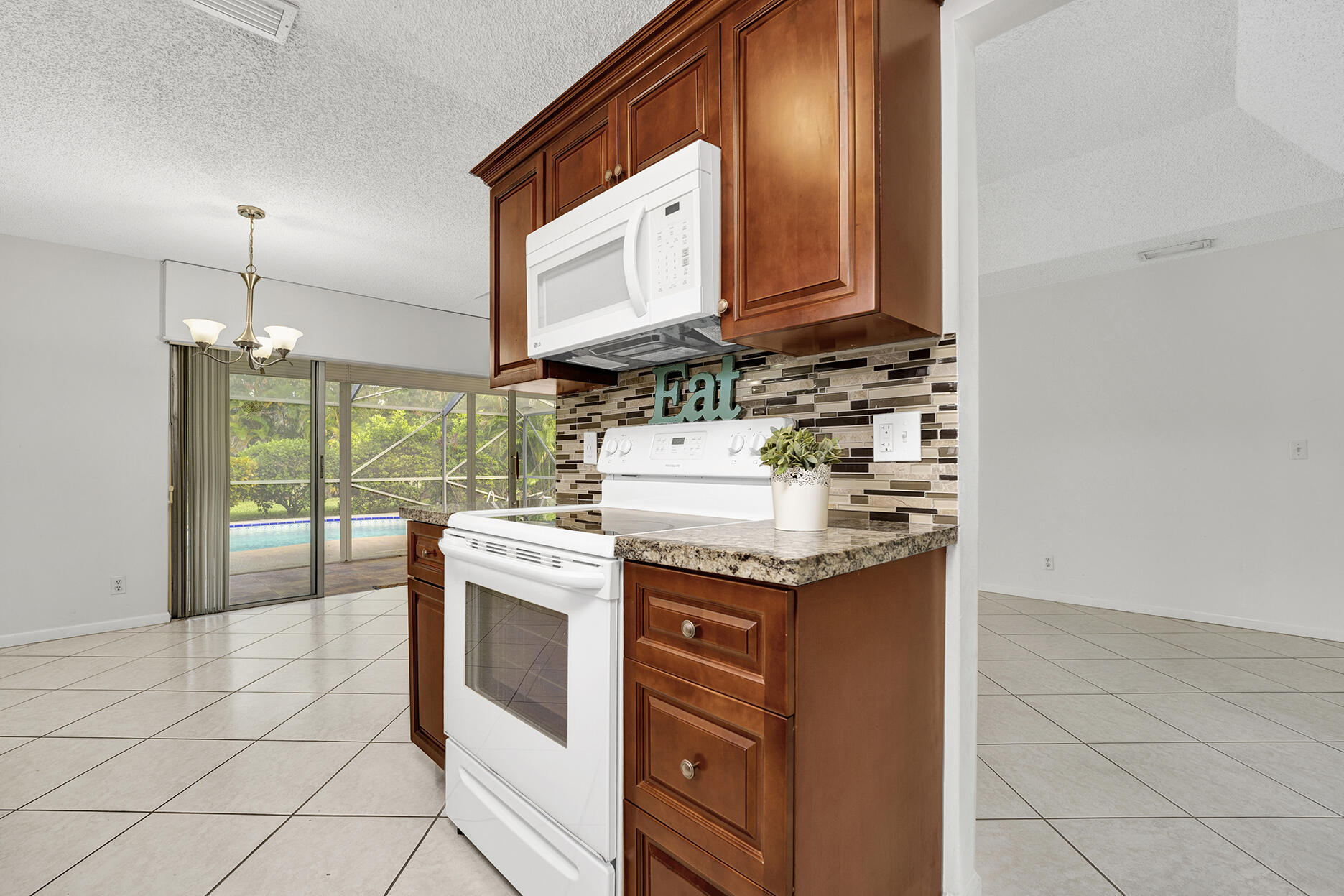 20766 Concord Green Drive West Boca Raton, FL 33433 - Photo 16 of 42 07