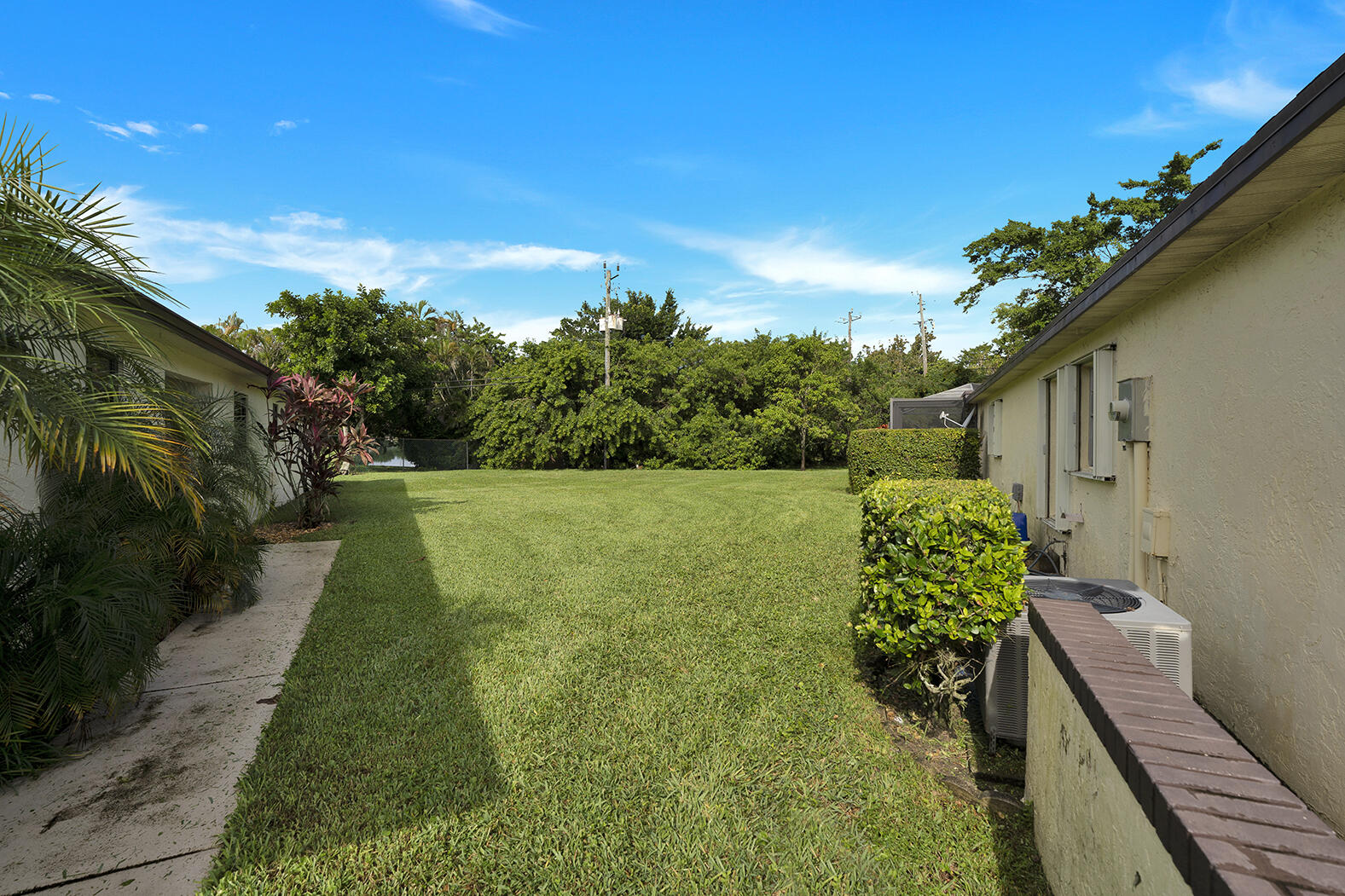 20766 Concord Green Drive West Boca Raton, FL 33433 - Photo 35 of 42 34