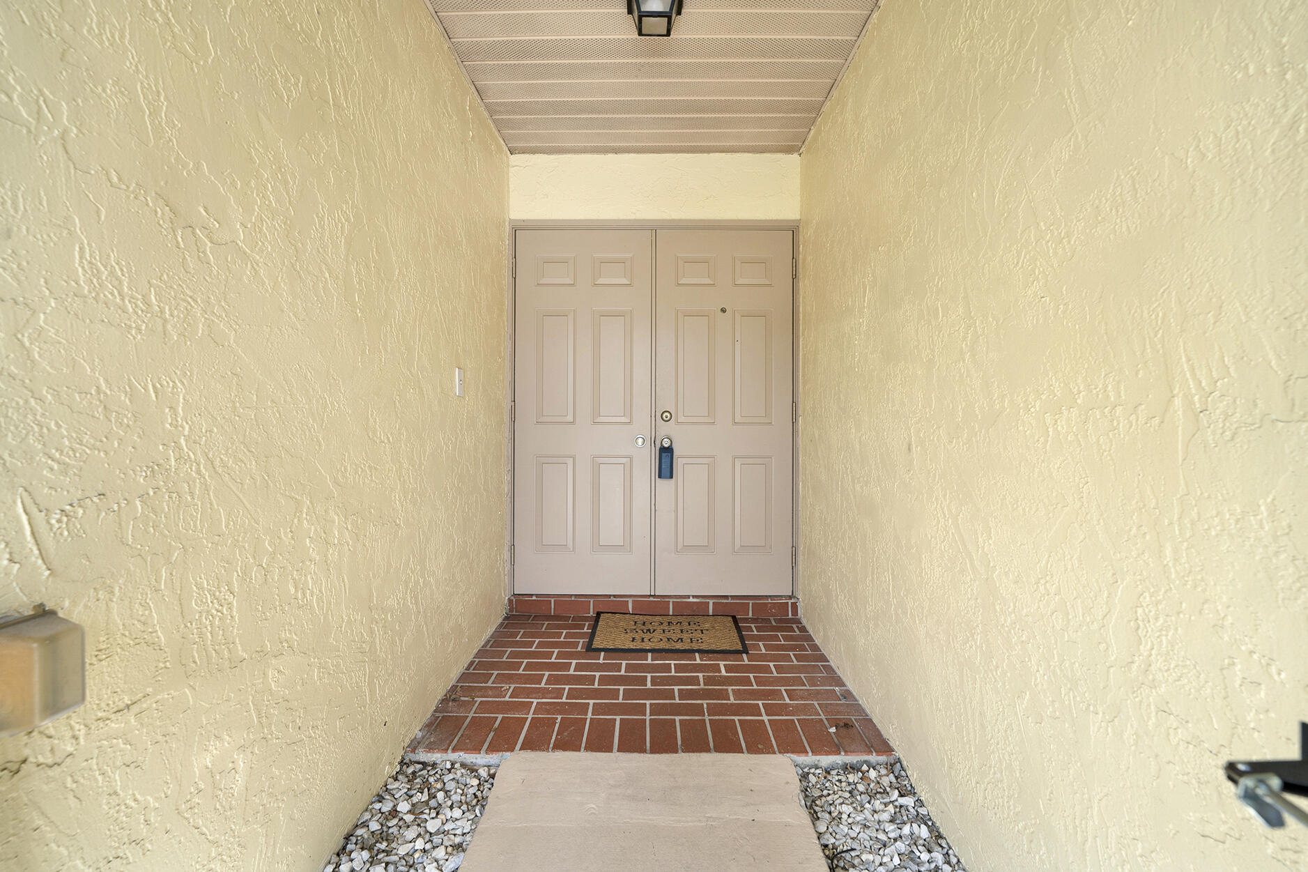 20766 Concord Green Drive West Boca Raton, FL 33433 - Photo 8 of 42 04