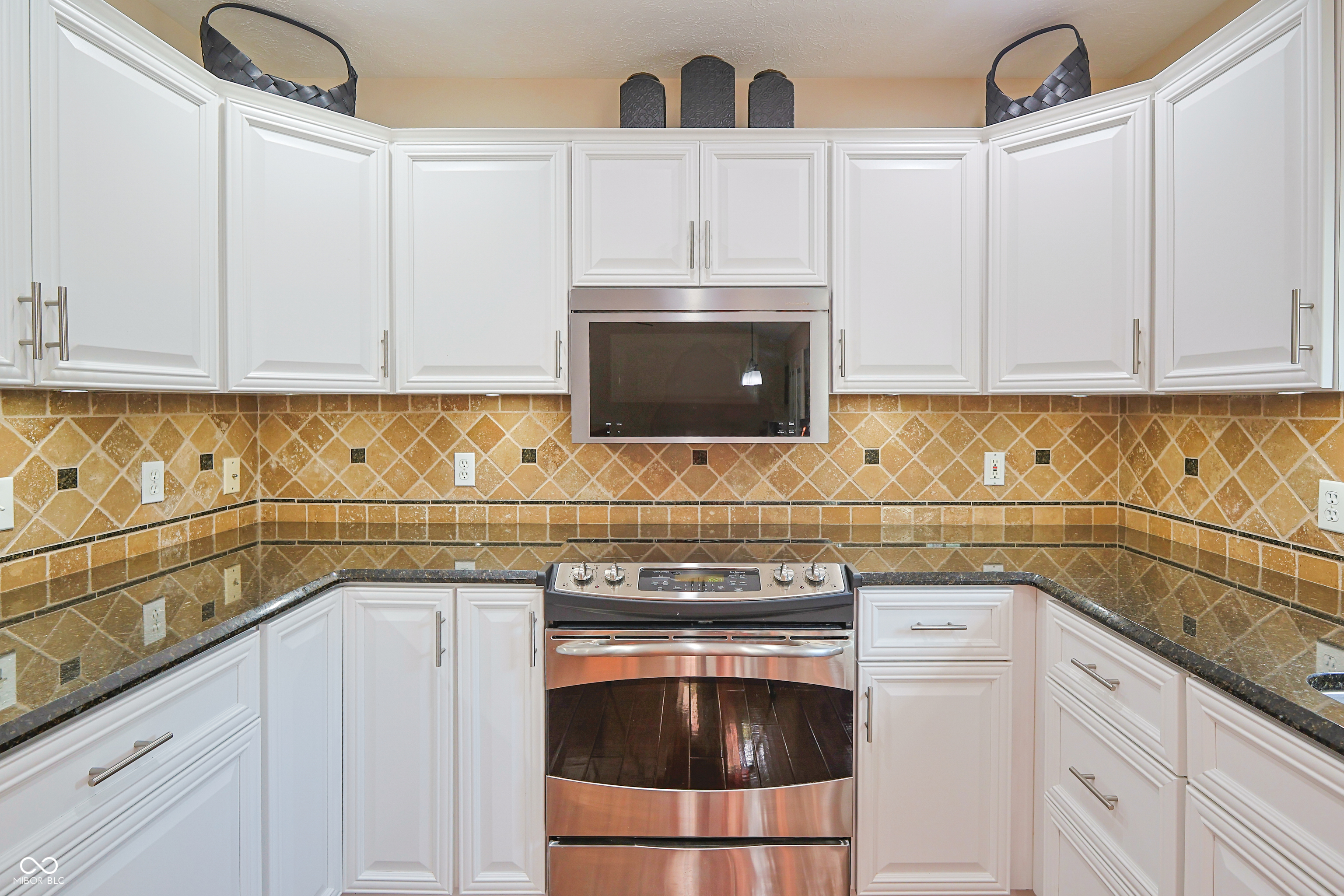 3725 West 2 Mile House Road Columbus, IN 47201 - Photo 19 of 48