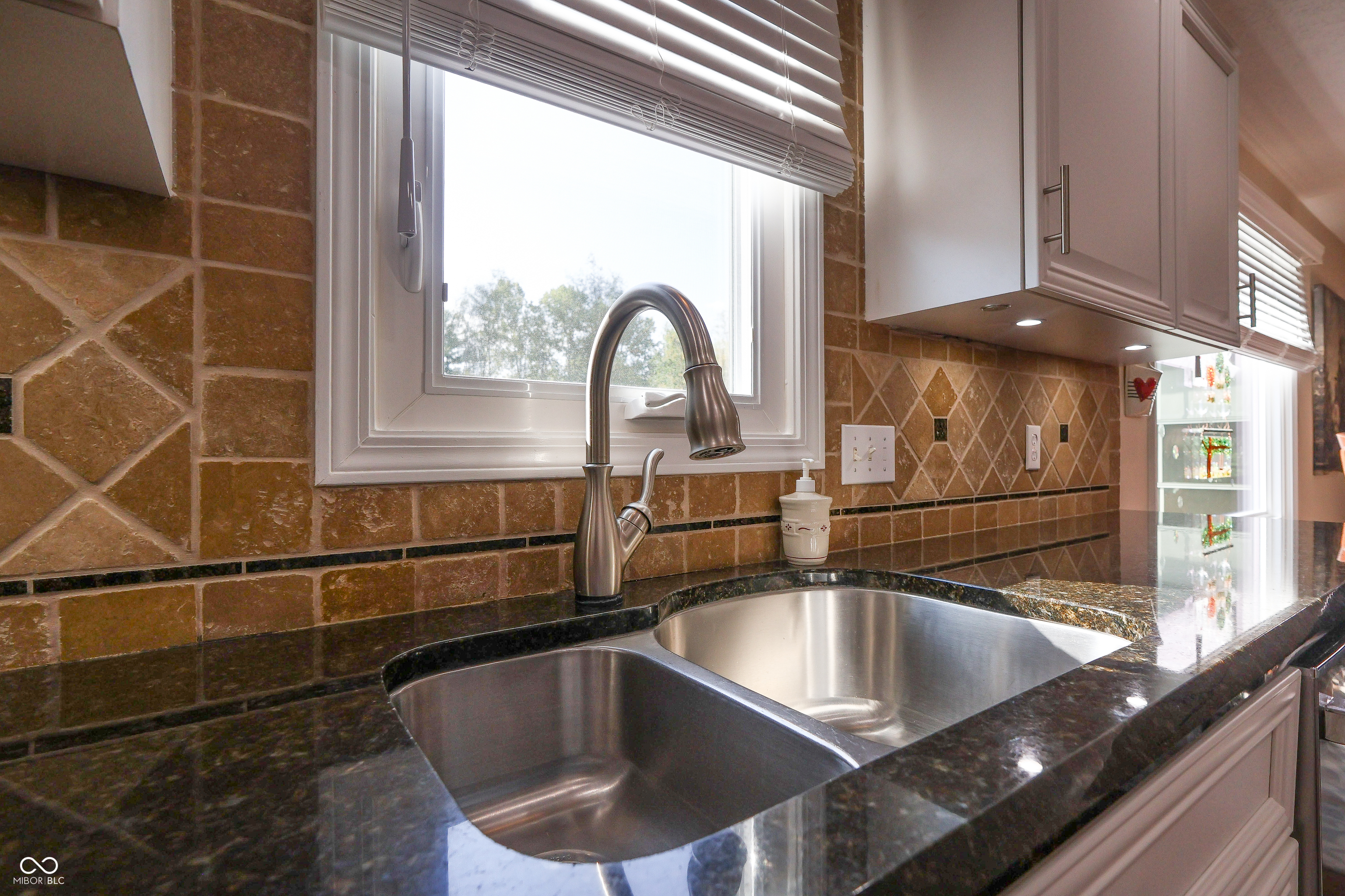 3725 West 2 Mile House Road Columbus, IN 47201 - Photo 25 of 51