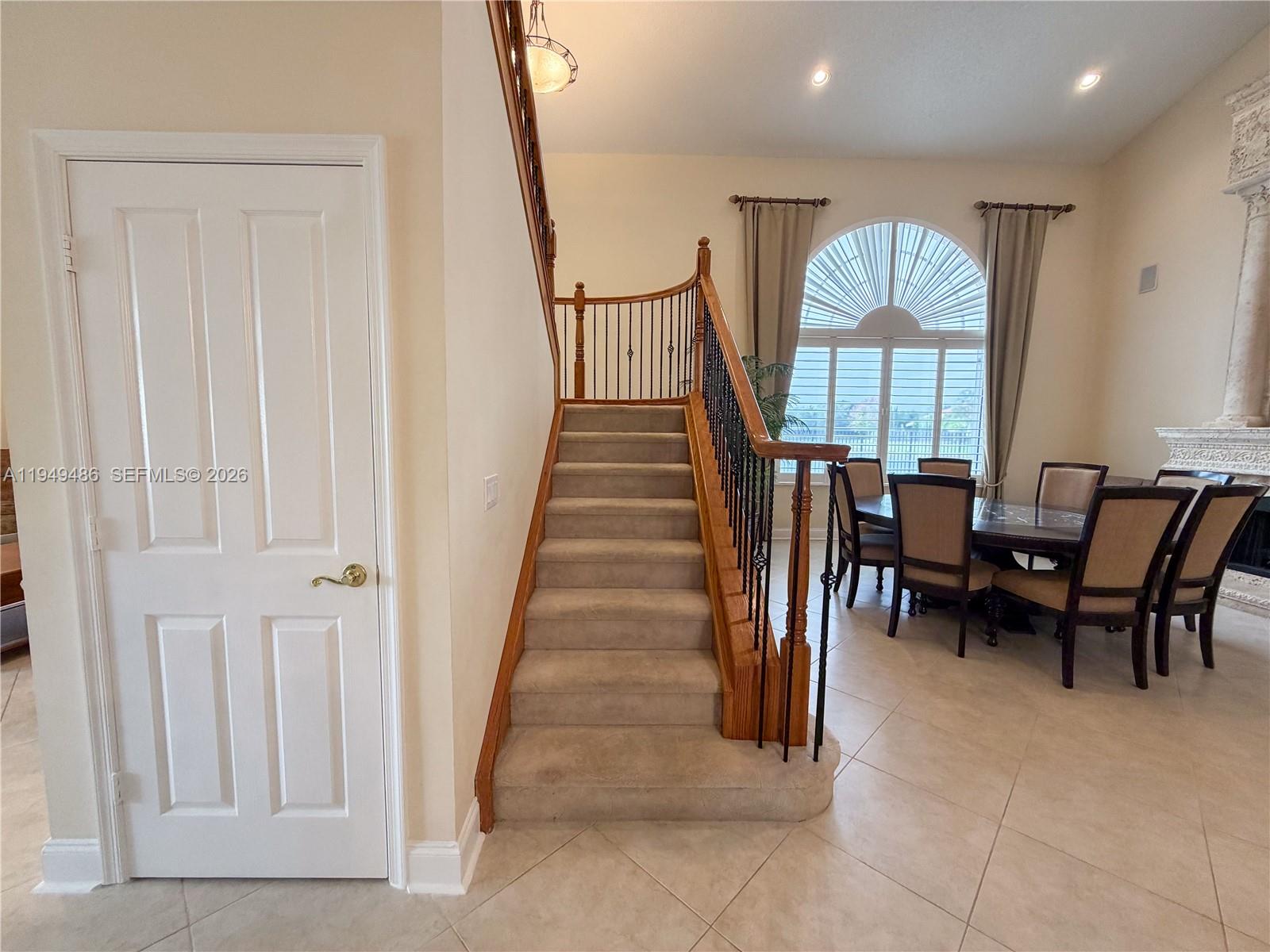 3279 Huntington Weston, FL 33332 - Photo 12 of 40 an entryway with livingroom and furniture