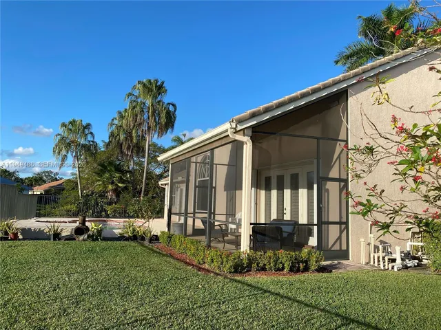 $7,950 | 3279 Huntington, Weston, FL 33332