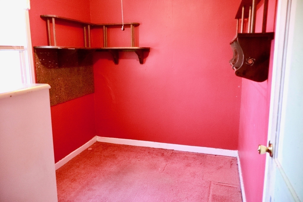 55 Blackstone Road Weymouth, MA 02191 - Photo 11 of 20