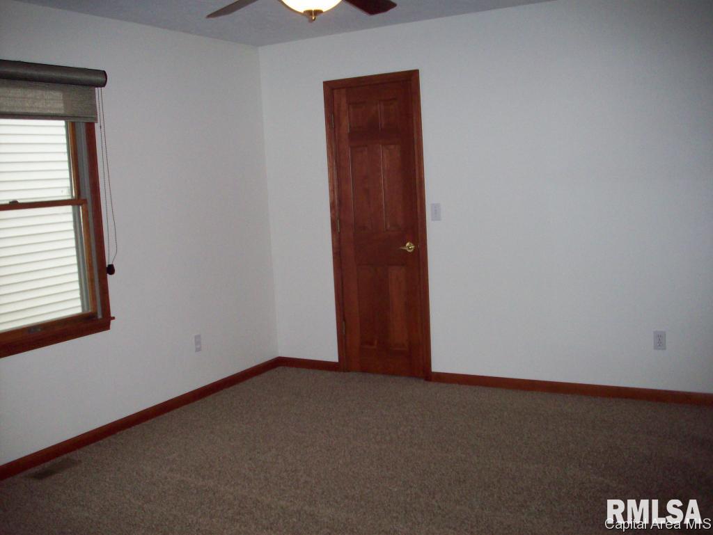 6500 Hayley Court Springfield, IL 62712 - Photo 8 of 11 Gallery Image 8