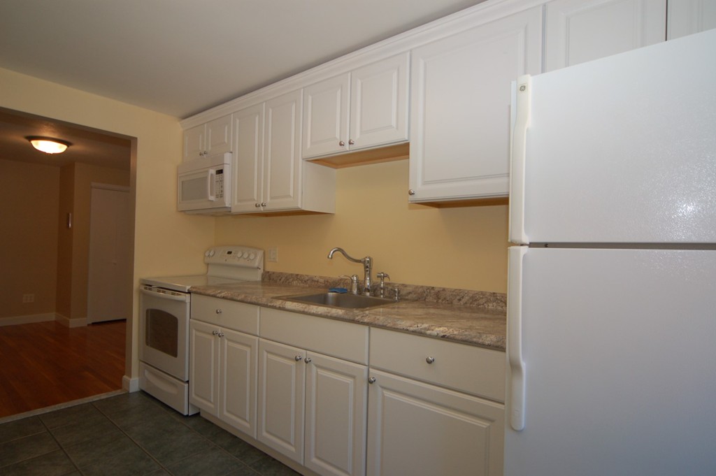 118 Decatur Street, Unit 10 Arlington, MA 02474 - Photo 8 of 8 Gallery Image 8