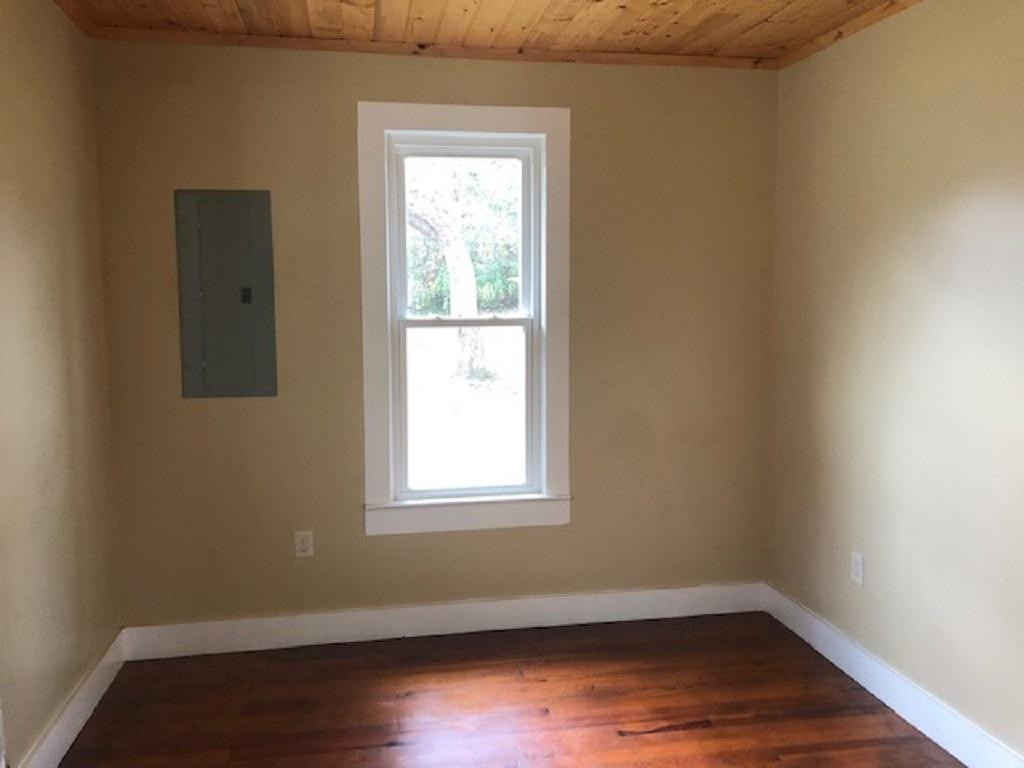 737 Princeton Road Johnson City, TN 37601 - Photo 11 of 19 Bedroom