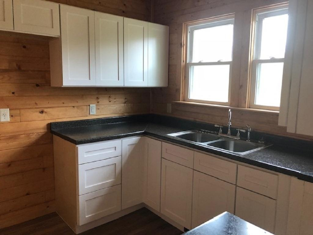 737 Princeton Road Johnson City, TN 37601 - Photo 16 of 19 Kitchen