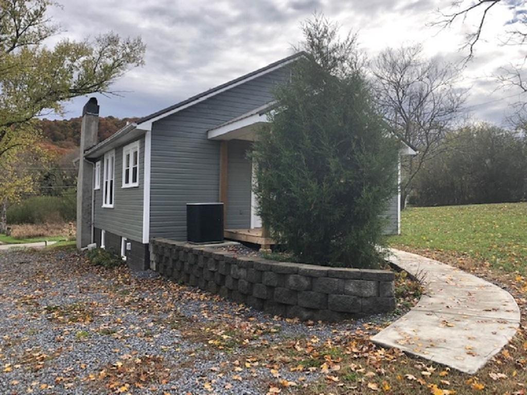 737 Princeton Road Johnson City, TN 37601 - Photo 19 of 19 Back View