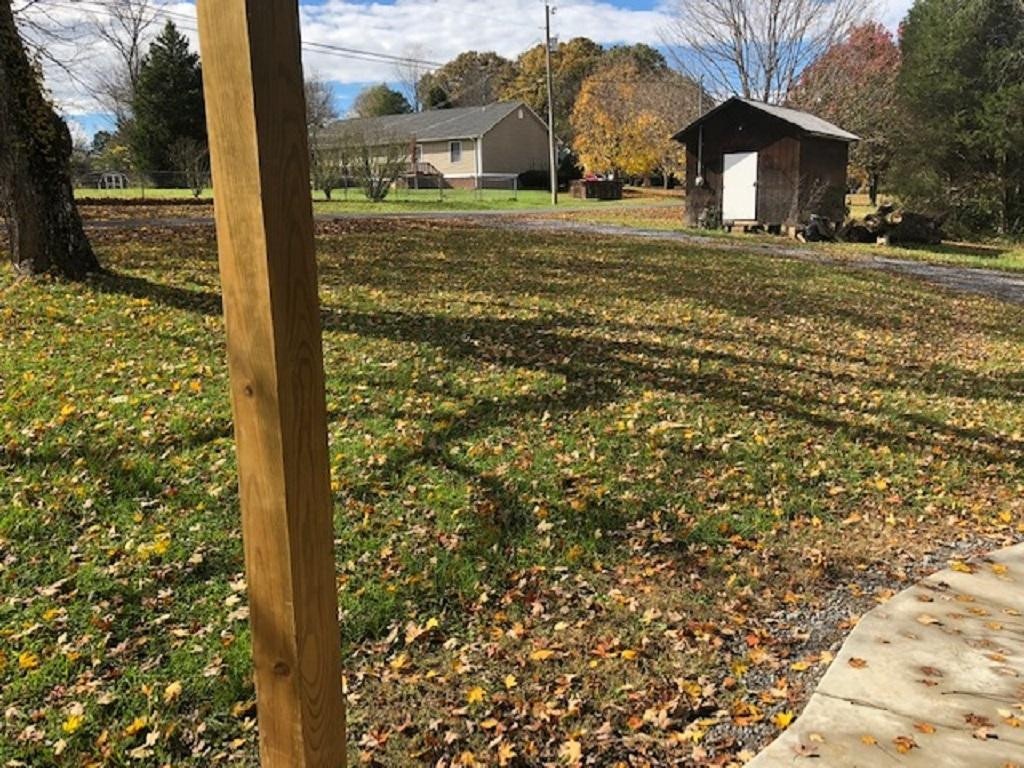 737 Princeton Road Johnson City, TN 37601 - Photo 6 of 19 Back Yard