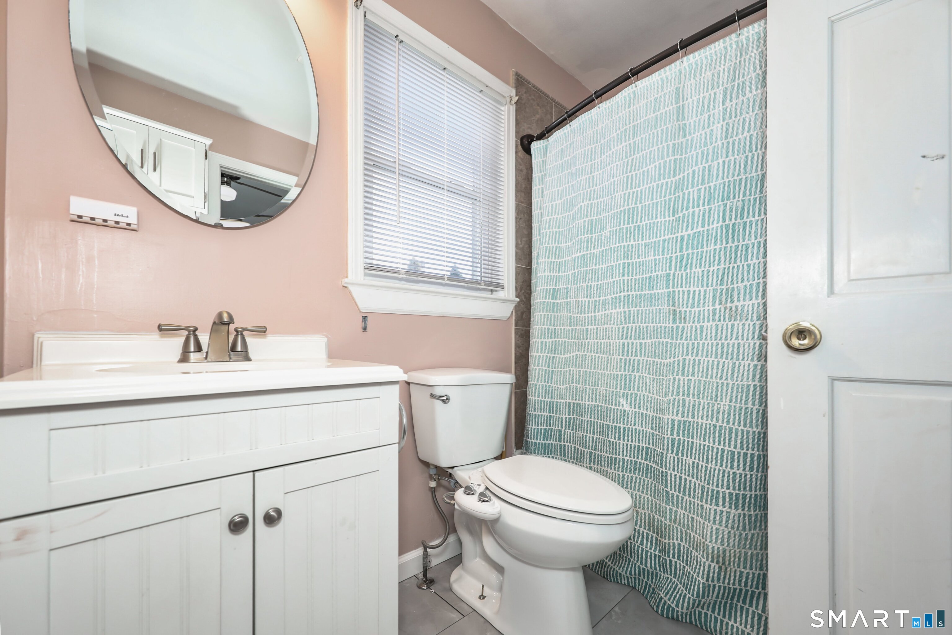 28 Beacon Street Beacon Falls, CT 06403 - Photo 24 of 38